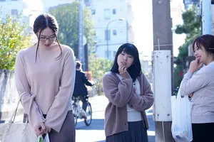 Trả thù mấy mụ cạnh nhà thường xuyên nói xấu bằng cách “cướp anh xã ả ta”